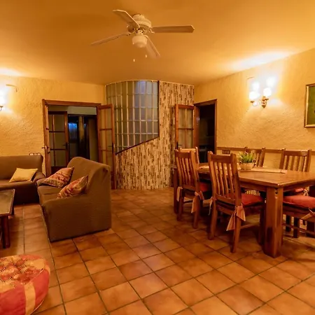 Eva & Travel - El Bosquet De Chalet